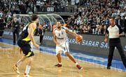 En Skorer Deron Williams